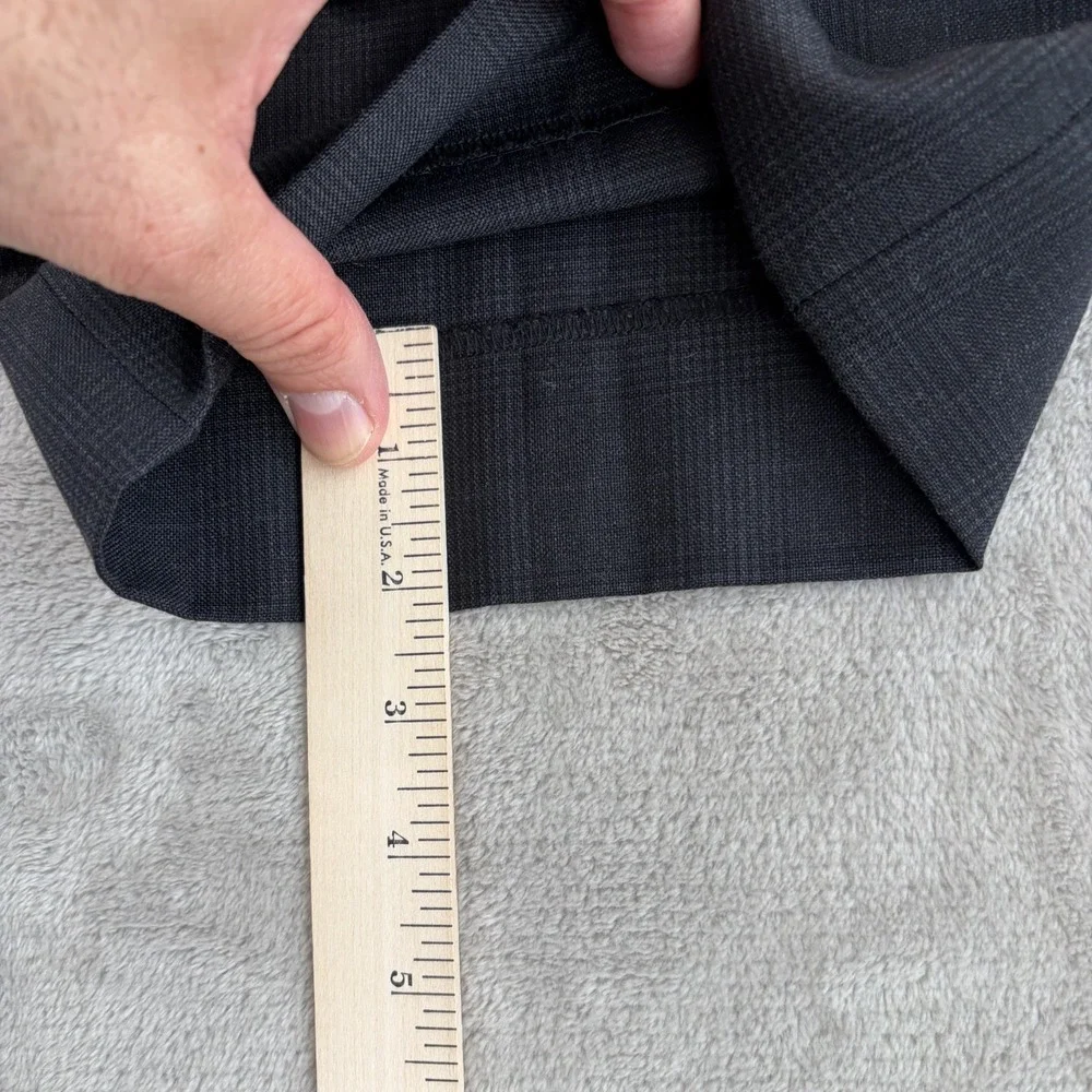 Banana Republic Classic Fit 100% Wool Trouser Pants in Grey Glen Check Men 35x30